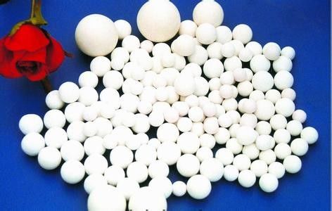 چین آجر سرامیکی مقاوم در برابر سرامیک Corundum Recreational Ball Forming در صنعت متالورژی تامین کننده